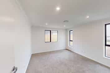 21 Kōwhiti Drive, Castlecliff