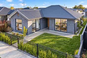 33 Gossett Lane, Pegasus