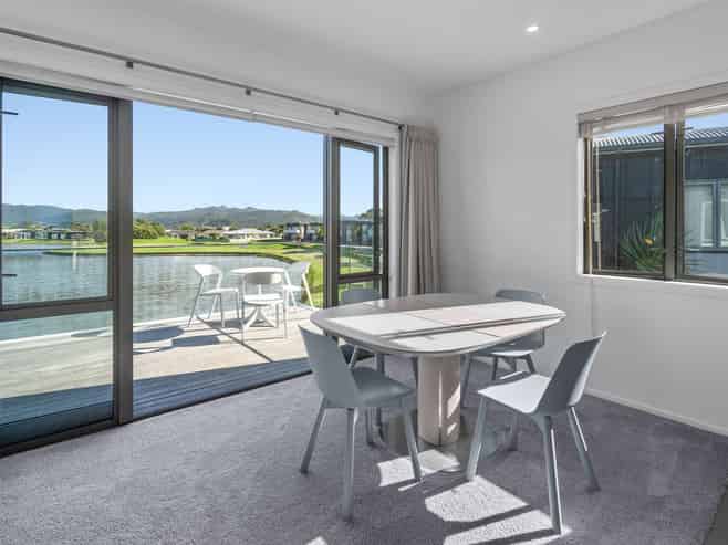 37/101 Harbour Drive, Matarangi
