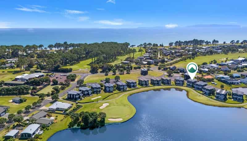 37/101 Harbour Drive, Matarangi