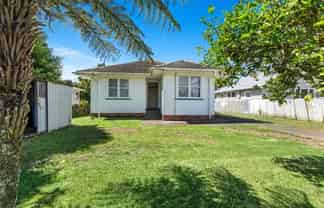 62 Waipani Road, Te Atatu Peninsula