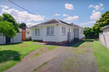 62 Waipani Road, Te Atatu Peninsula