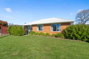 82 Moffat Drive, Lincoln