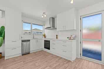 82 Moffat Drive, Lincoln