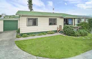 2/806 St Aubyn Street East, Parkvale