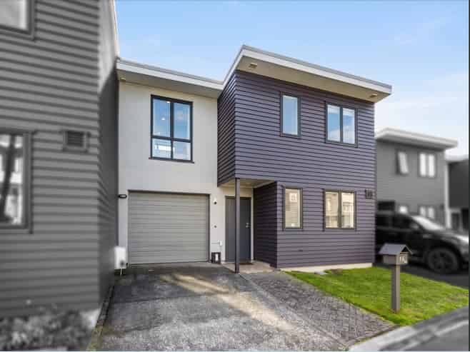 16 Saintly Lane, Avondale