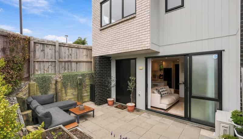 1 Tokai Place, Glen Eden