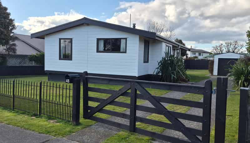 48 Grace Crescent, Waipahihi