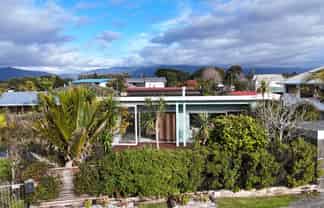 15 Cook Street, Carters Beach