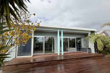 15 Cook Street, Carters Beach