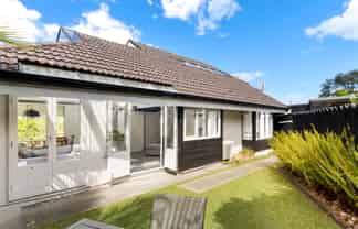 26 Fairholme Avenue, Epsom