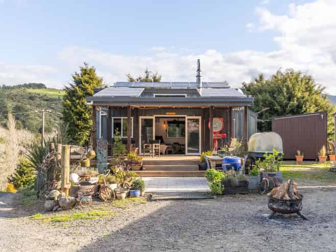 8375 State Highway 2, Waikino