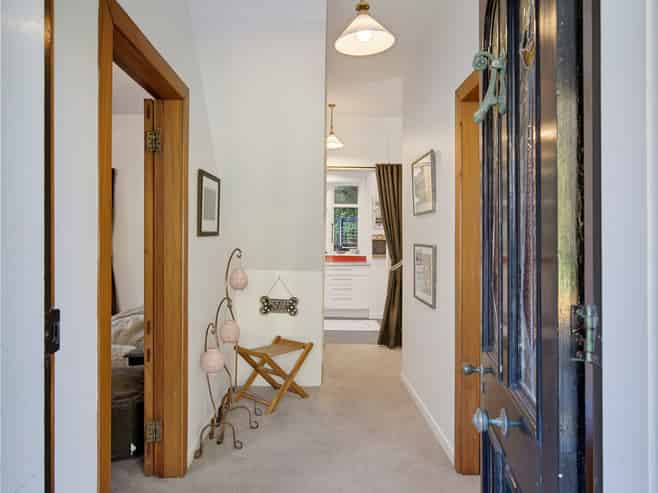 2 Ascot Street, Thorndon