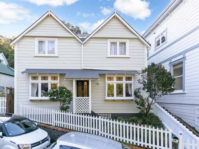 2 Ascot Street, Thorndon