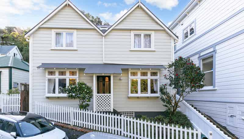2 Ascot Street, Thorndon