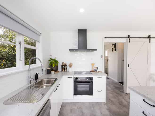 210 Vogel Street, Roslyn