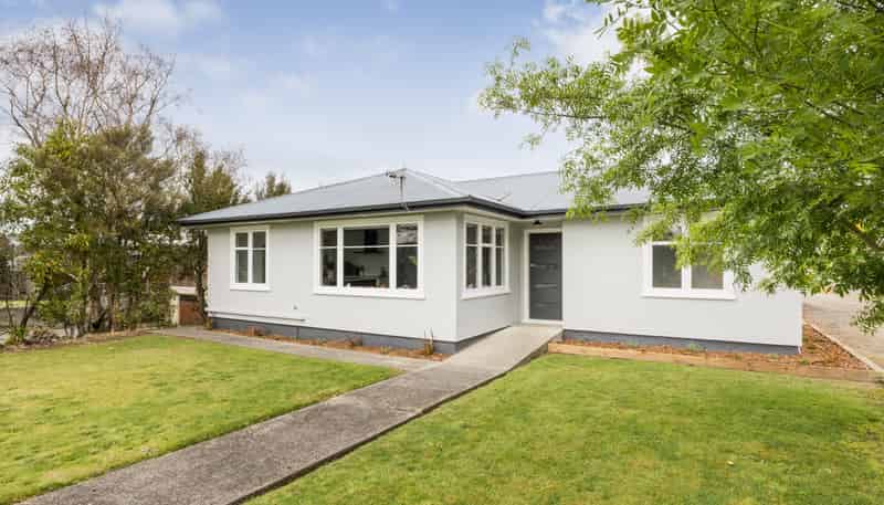 210 Vogel Street, Roslyn