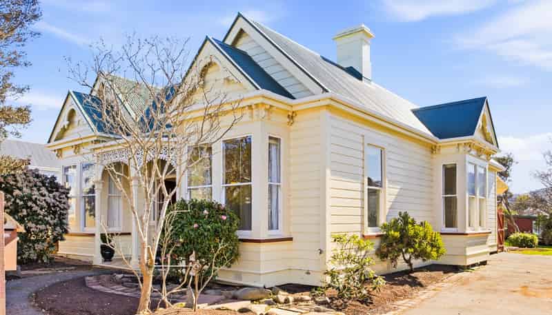 159 Highgate, Roslyn