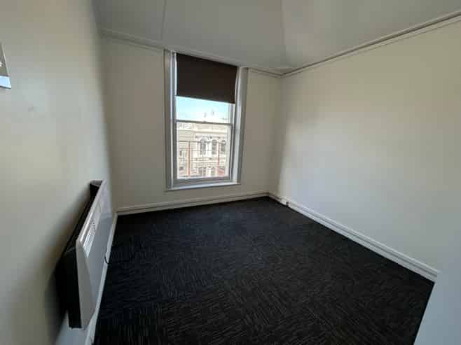 Office with Common Area