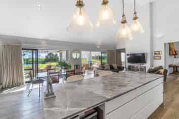 37E William Potter Lane, Karaka
