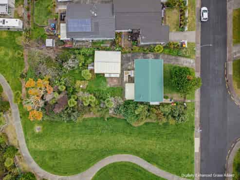 11 Albatross Road, Red Beach