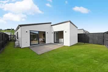 60 Overton Street, Rototuna North