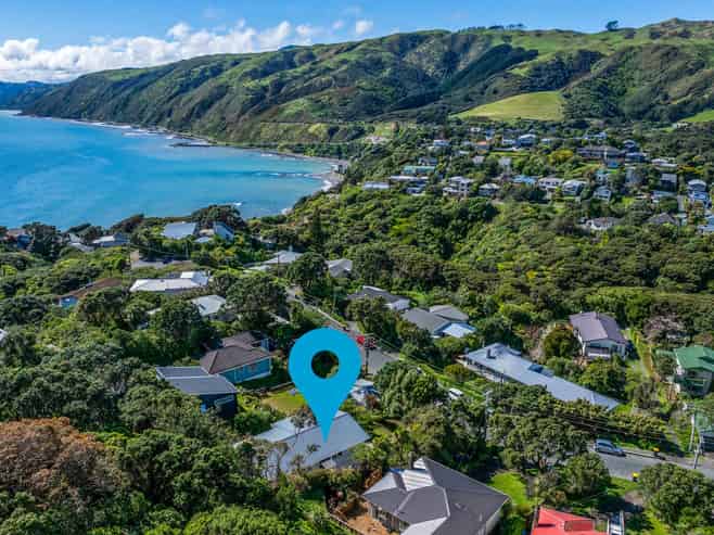 20 Rawhiti Road, Pukerua Bay