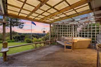 55 Crows Road, Swanson