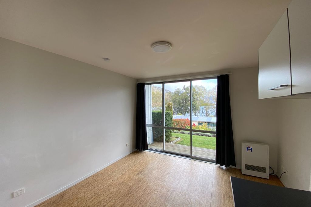 Frankton Studio Unit 4