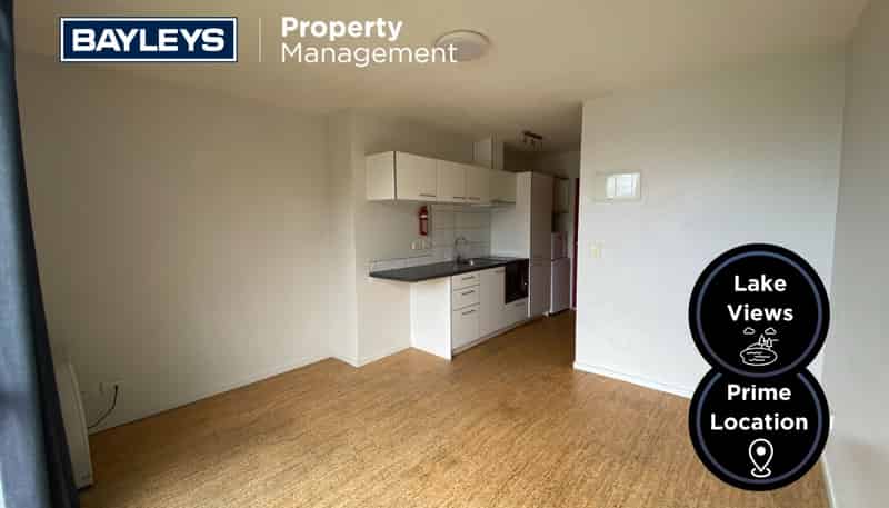 10/4 Lake Av, Frankton