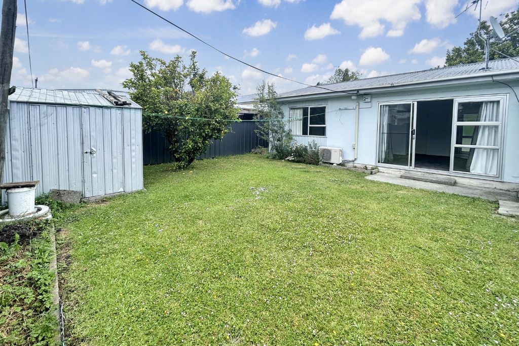 MASTERTON - 2 BEDROOMS 1