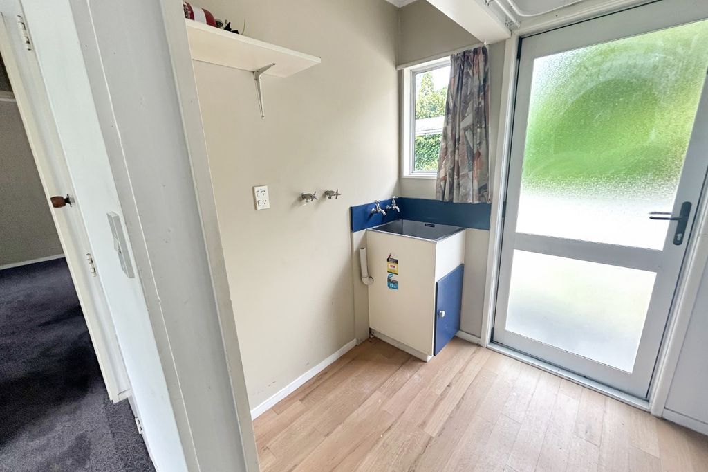 MASTERTON - 2 BEDROOMS 4