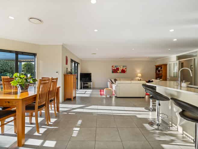 36 Sunny Crescent, Huapai