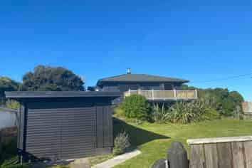 22 Mahoe Street, Otaki Beach