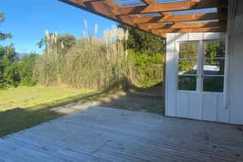 22 Mahoe Street, Otaki Beach