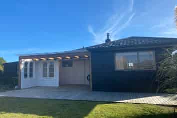 22 Mahoe Street, Otaki Beach