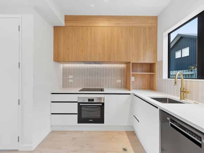 12 Yeovil Road, Te Atatu Peninsula