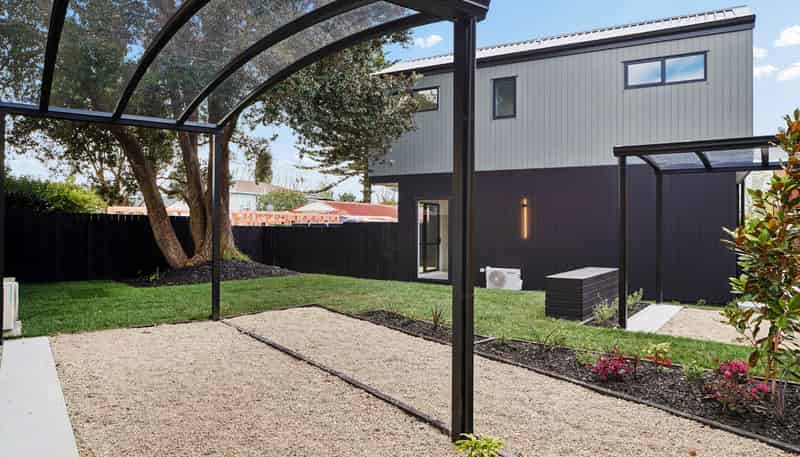 8/12 Yeovil Road, Te Atatu Peninsula