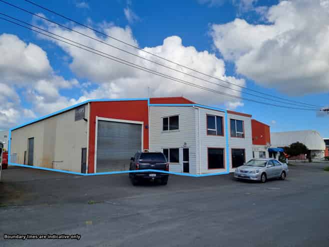 Industrial with Gantry in Te Rapa