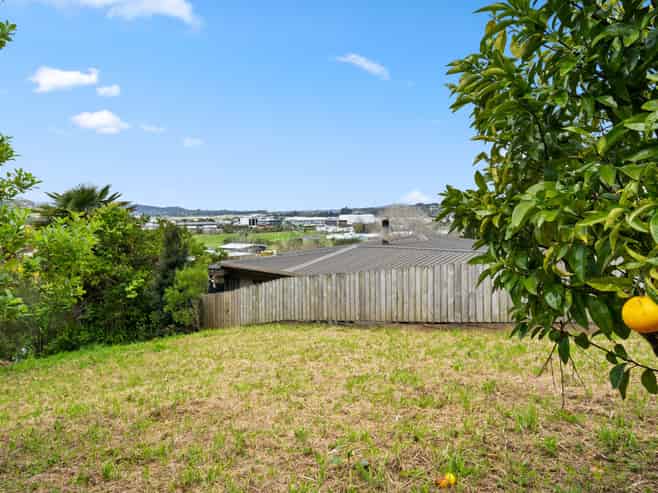248 Western Hills Drive, Avenues