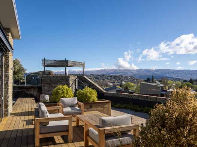 31 Lookout Drive, Alexandra