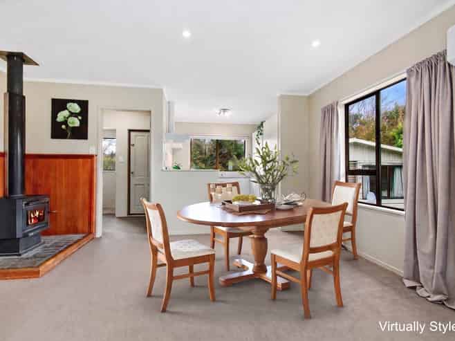 12 Delaware Grove, Totara Park