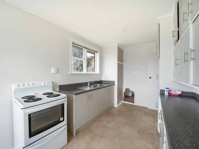 2 Hukatai Street, Elsdon