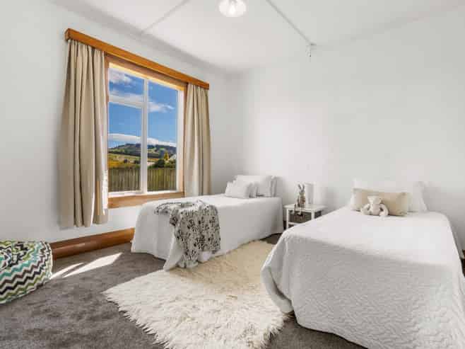 8 Mulford Street, Concord