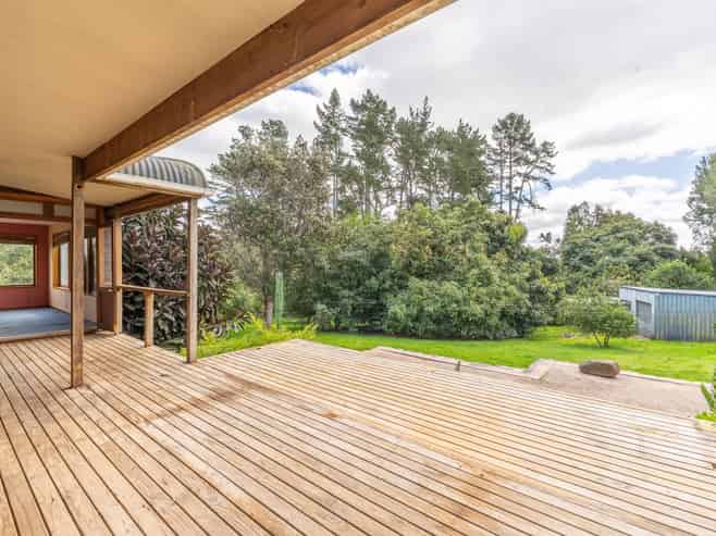 11 Pahoia Road, Pahoia