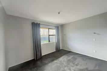 1/61C Johnston street, Foxton