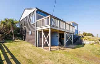 51 Pratt Avenue, Foxton Beach