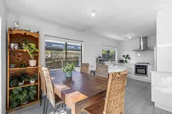 297B Dickson Road, Papamoa