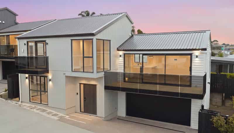 44B Braemar Road, Rothesay Bay