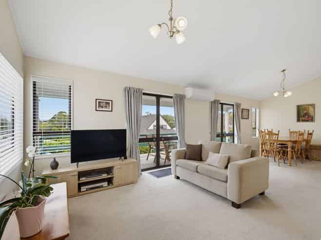 42 Polkinghorne Drive, Manly